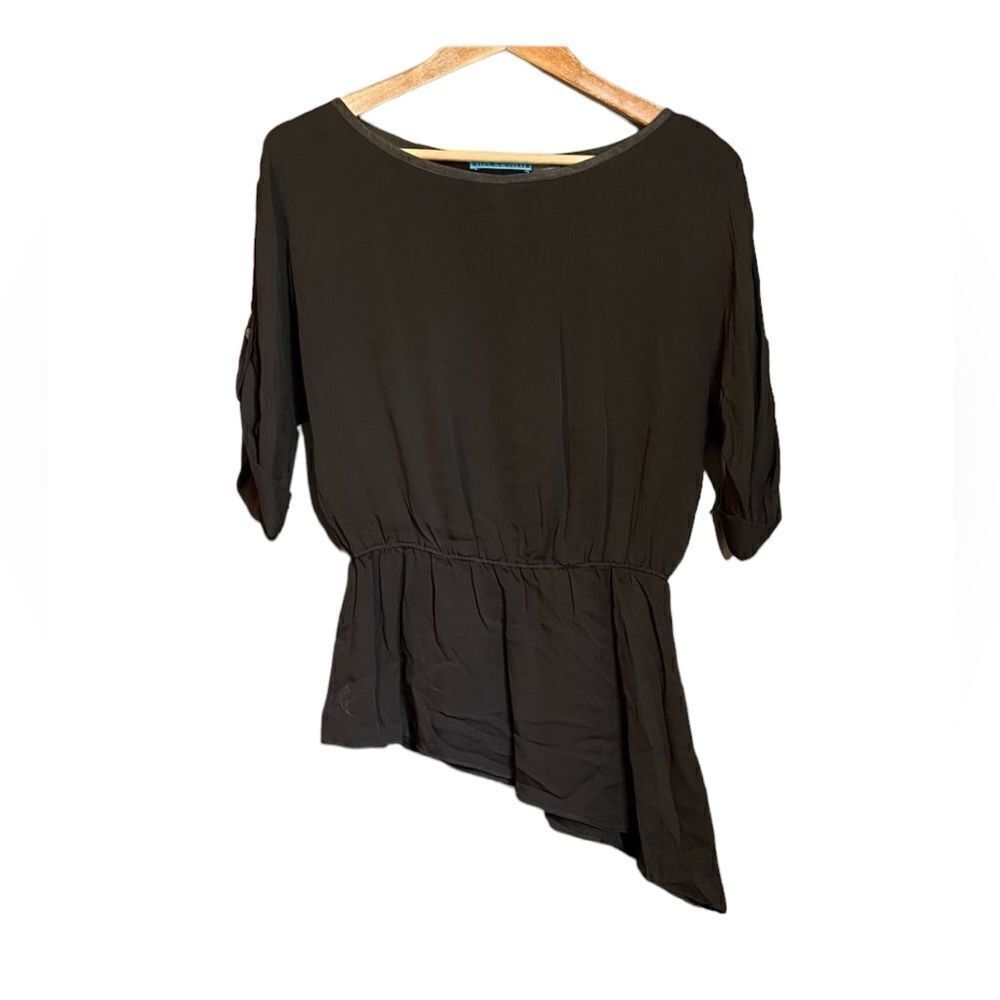 Alice + Olivia 100%‎ silk brown asymmetric  blouse